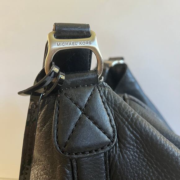 MICHAEL KORS, Shoulder Bag Satchel, Soft Black Leather, Buckle Pockets - Picture 5 of 10